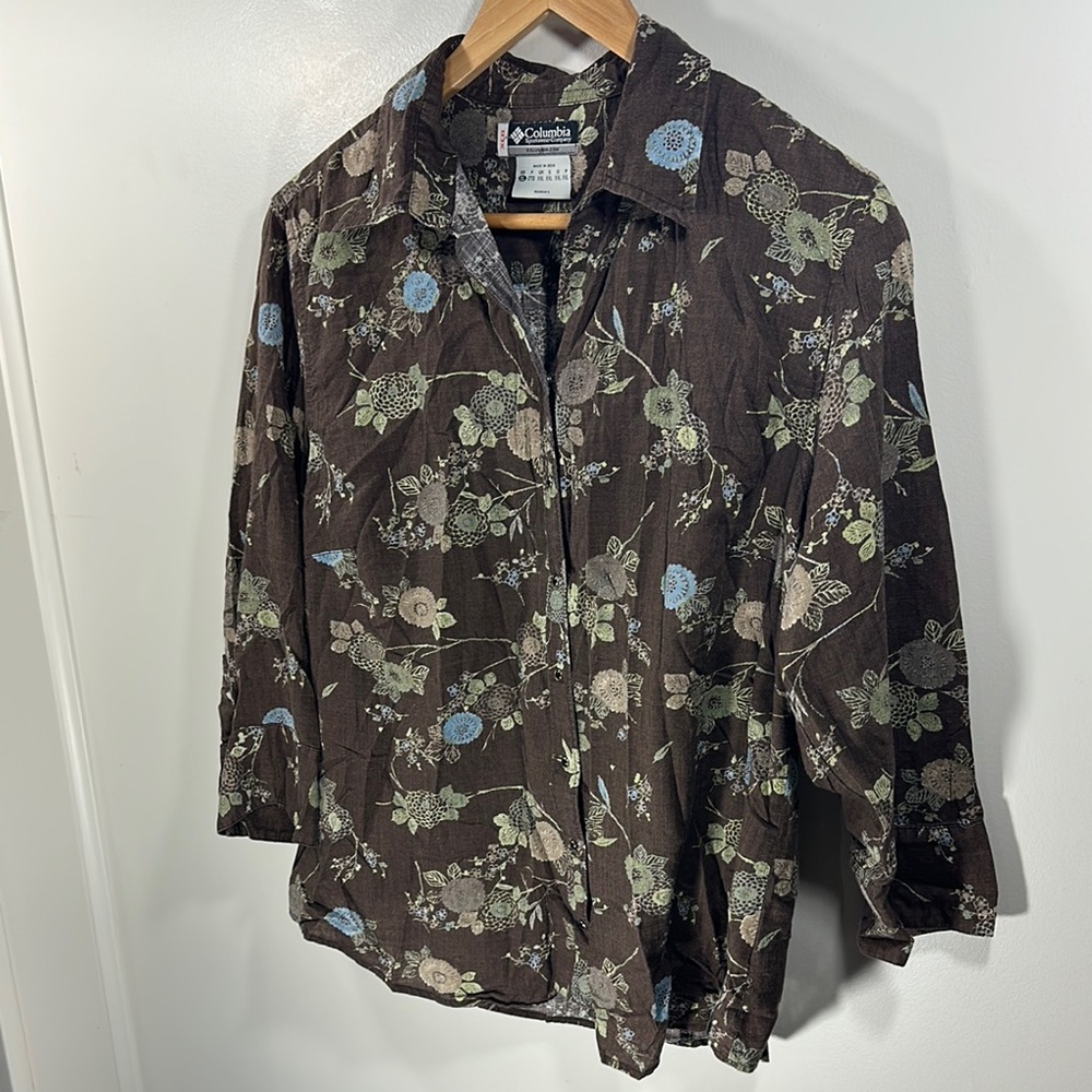 Columbia Brown Floral Lightweight Snap Button Down Woman's XL - Picture 2 of 9